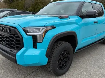 Neu Toyota Tundra T1 436 PS (320 kW) 2026 Blau Pickup