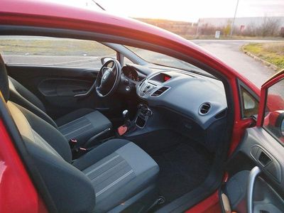 Rot Gebraucht 2010 Ford Fiesta Trend Limousine | 4.100 € (Fairer Preis)