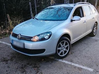 Gebraucht VW Golf VI Match 122 PS (89 kW) 2011 Silber Kleinwagen