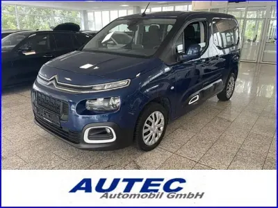 Gebraucht Citroën Berlingo 110 PS (80 kW) 2020 Blau Van / Kleinbus