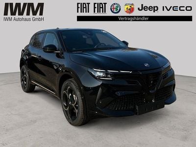 Neu Alfa Romeo GT Junior 136 PS (100 kW) 2025 Nero tortona SUV