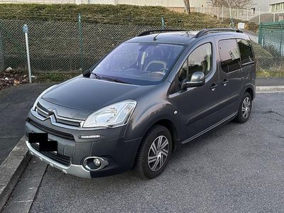 Gebraucht Citroën Berlingo XTR 114 PS (83 kW) 2014 Grau Van / Kleinbus