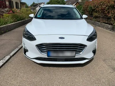 Gebraucht Ford Focus Titanium 182 PS (133 kW) 2020 Weiß Kombi