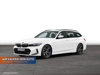 Gebraucht BMW 330e Comfort Edition 292 PS (214 kW) 2025 Alpinweiss Kombi