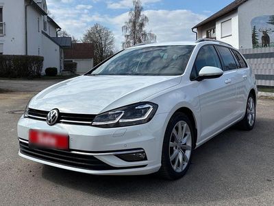 Second-hand VW Golf VII Highline 150 CP (110 kW) 2017 Negru Break