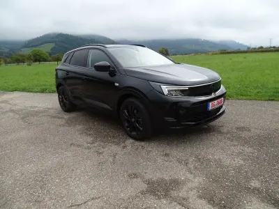 Gebraucht Opel Grandland X GS Line 131 PS (96 kW) 2022 Schwarz SUV