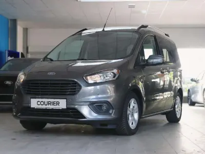 Używany Ford Tourneo Courier Trend 101 KM (74 kW) 2021 Szary Minivan