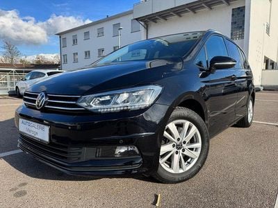 Deep black Gebraucht 2023 VW Touran Van / Kleinbus | 28.799 € (Etwas zu teuer)