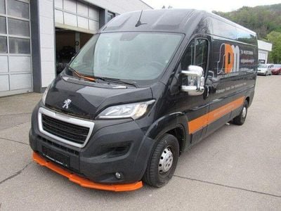 Usado Peugeot Boxer Premium 165 CV (121 kW) 2022 Negro Van