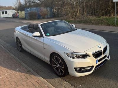 Gebraucht BMW 218 Sport Line 150 PS (110 kW) 2016 Weiß Cabrio