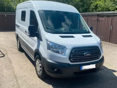 Gebraucht Ford Transit 131 PS (96 kW) 2018 Weiß Van