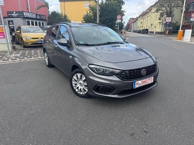 Gebraucht Fiat Tipo Business 120 PS (88 kW) 2019 Grau Kombi
