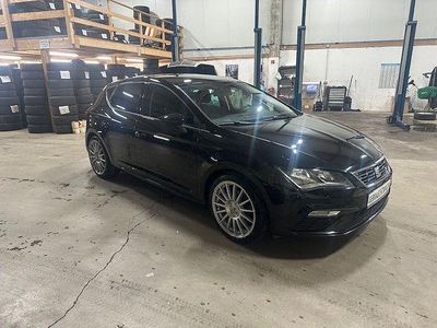 Schwarz Gebraucht 2017 Seat Leon FR Limousine | 13.600 € (Fairer Preis)