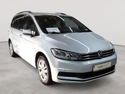 Gebraucht VW Touran Comfortline 150 PS (110 kW) 2021 Silber Van / Kleinbus