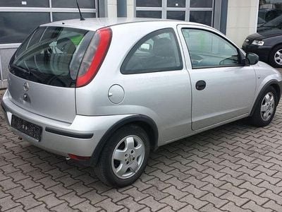 Usata Opel Corsa Njoy 58 CV (42 kW) 2003 Argento Utilitaria