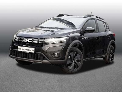 Perlmuttschwarz Gebraucht 2025 Dacia Sandero Expression Kleinwagen | 17.555 € (Guter Preis)