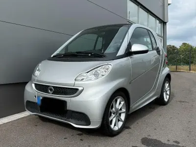 Gebraucht Smart ForTwo Coupé Passion 71 PS (52 kW) 2014 Silber Coupé