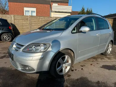 Gebraucht VW Golf VI United 102 PS (75 kW) 2008 Silber Kleinwagen