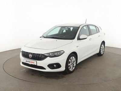 Weiß Gebraucht 2016 Fiat Tipo Lounge Limousine | 9.860 € (Fairer Preis)