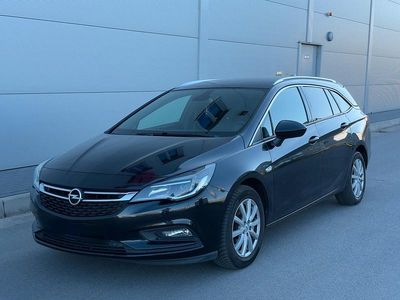 Gebraucht Opel Astra Dynamic 110 PS (80 kW) 2016 Schwarz Kombi