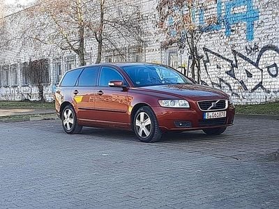 Gebraucht Volvo V50 Momentum 145 PS (106 kW) 2008 Rot Kombi