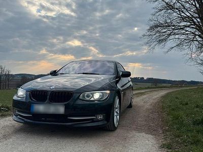 Gebraucht BMW 325 M Sport 170 PS (125 kW) 2010 Schwarz Coupé