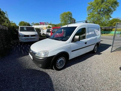 Usata Opel Combo 75 CV (55 kW) 2008 Bianco Monovolume