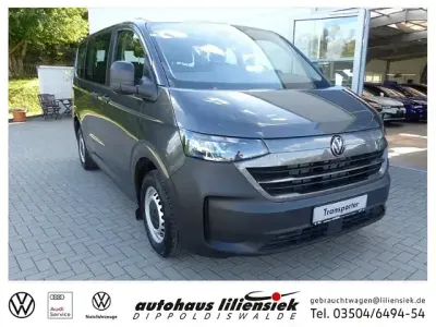 Gebraucht VW T7 150 PS (110 kW) 2025 Grau Van