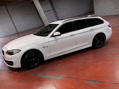 Gebraucht BMW 520 190 PS (139 kW) 2016 Weiß Kombi