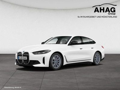 Second-hand BMW i4 Sport Line 210 kW (286 CP) 2023 Alb Berlinǎ