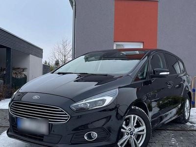 Gebraucht Ford S-MAX Business Edition 190 PS (139 kW) 2019 Schwarz Van / Kleinbus