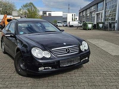 Gebraucht Mercedes C180 143 PS (105 kW) 2003 Schwarz Coupé