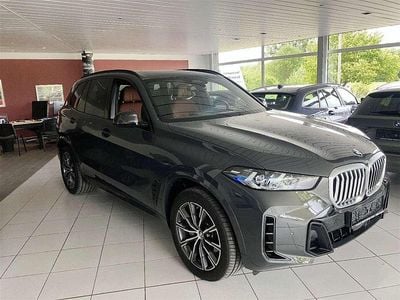 Usata BMW X5 M Sport 352 CV (258 kW) 2025 Grigio SUV