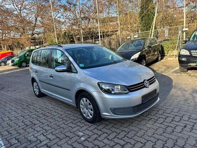 Gebraucht VW Touran Trendline 105 PS (77 kW) 2011 Reflexsilber metallic Van / Kleinbus