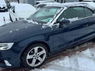 Gebraucht Audi A3 Cabriolet Sport 150 PS (110 kW) 2018 Blau Cabrio