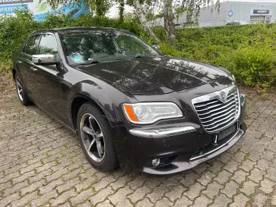 Gebraucht Lancia Thema 239 PS (175 kW) 2013 Braun Limousine