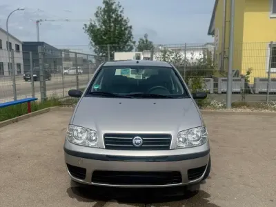 Gebraucht Fiat Punto 60 PS (44 kW) 2005 Silber Kleinwagen