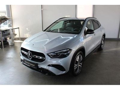 Gebraucht Mercedes GLA200 Progressive 163 PS (119 kW) 2025 SUV