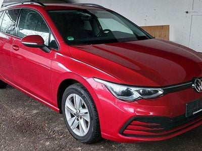 Gebraucht VW Golf VIII Life 150 PS (110 kW) 2021 Rot Kombi