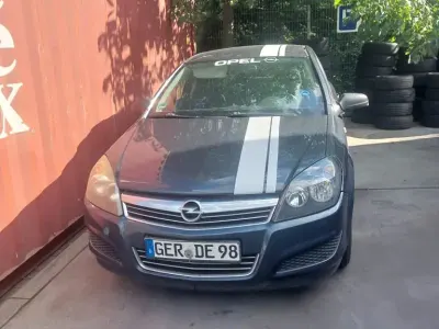 Gebraucht Opel Astra Edition 90 PS (66 kW) 2009 Blau Limousine