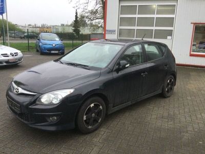 gebraucht Hyundai i30 1.6 Diesel Sondermodell FIFA WM Edition