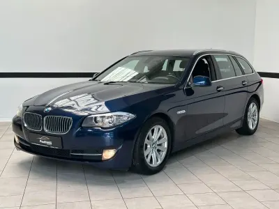Gebraucht BMW 523 204 PS (150 kW) 2010 Blau Kombi