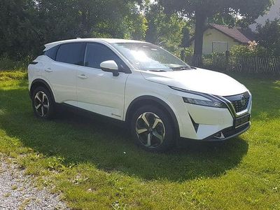 Neu Nissan Qashqai N-Connecta 158 PS (116 kW) 2025 Weiß SUV