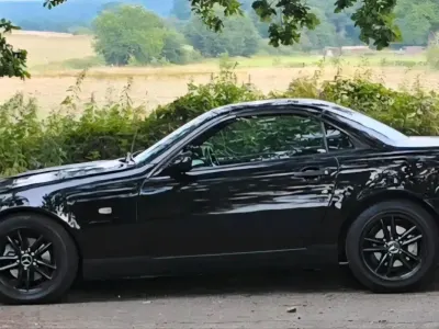 Gebraucht Mercedes SLK230 193 PS (141 kW) 2000 Schwarz Cabrio
