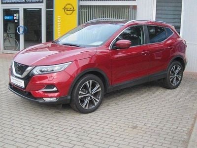 Gebraucht Nissan Qashqai N-Connecta 116 PS (85 kW) 2018 New red SUV