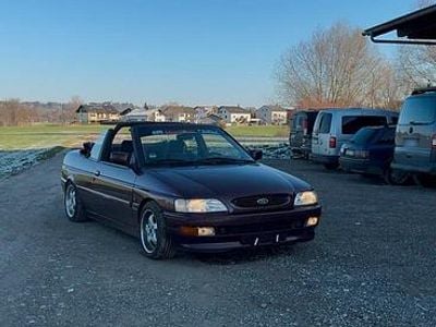 Gebraucht Ford Escort Cabriolet 105 PS (77 kW) 1994 Violet Cabrio
