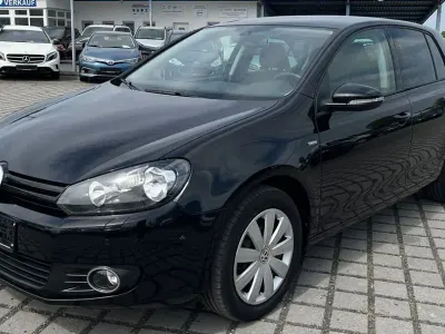 Gebraucht VW Golf VII Match 105 PS (77 kW) 2012 Schwarz Limousine