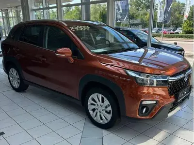Gebraucht Suzuki SX4 S-Cross Comfort 129 PS (94 kW) 2023 Canyon brown pearl metallic SUV