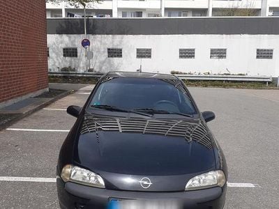 Second-hand Opel Tigra 60 CP (44 kW) 1996 Negru Coupe