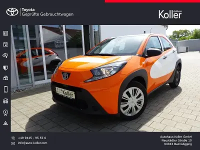 Gebraucht Toyota Aygo X 72 PS (52 kW) 2023 Orange SUV